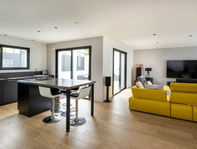 Terrain + Maison neuve de 130&nbsp;m² à Étel